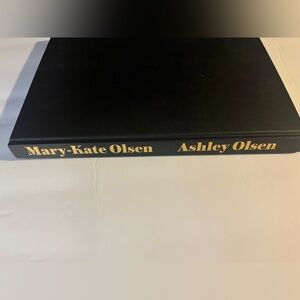 Influence by Mary-Kate and Ashley Olsen hard cover book (2008)